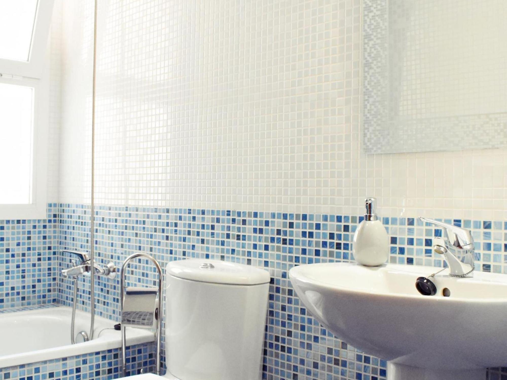 Fabuloso apartamento junto al Soho con parking privado Málaga Exterior foto